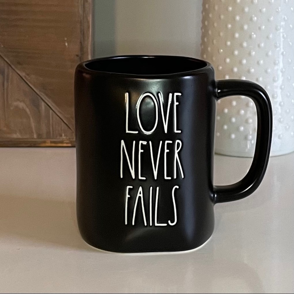 Rae Dunn Love Never Fails Black Mug
